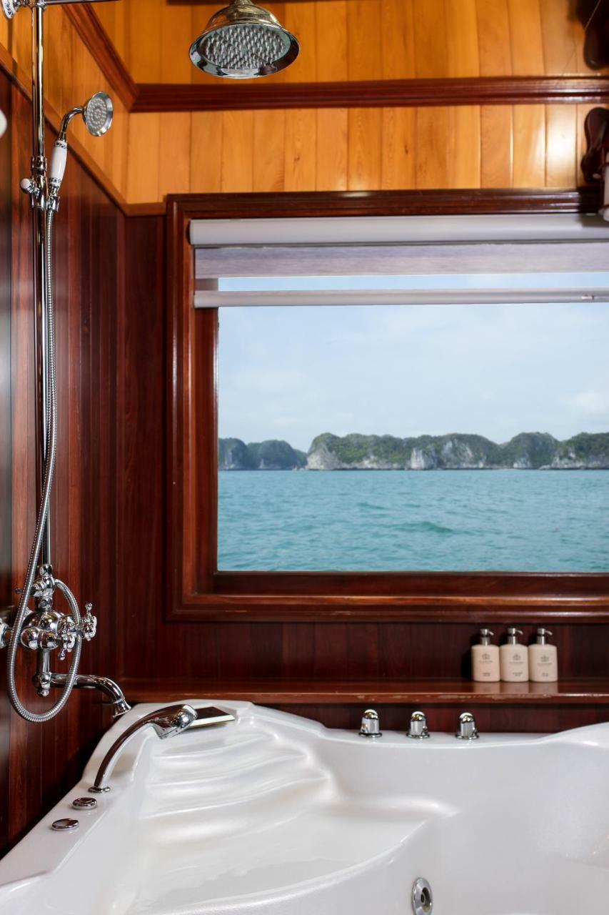  La Regina Royal Cruise Ha Long